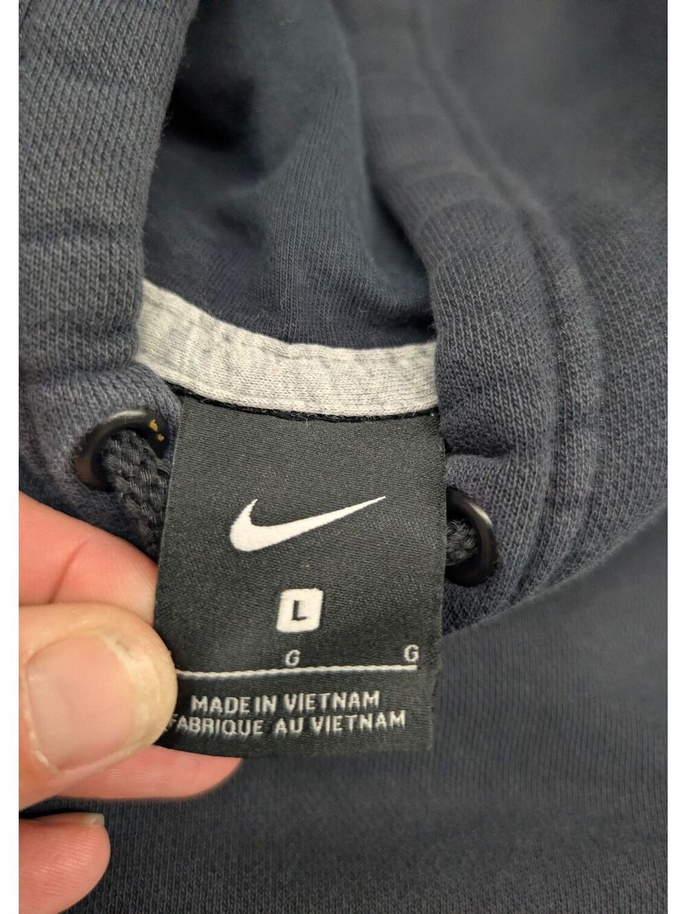 Nike Men's Large Gray Hoodie Sweatshirt Made in Vietnam - Picture 2 of 5